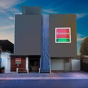 Hotel Economy, Natal
